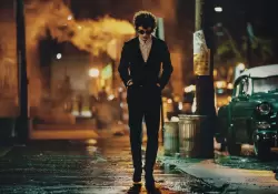 Qué ver: Un completo desconocido, Bob Dylan y un espejo para las personalidades mediáticas más huecas