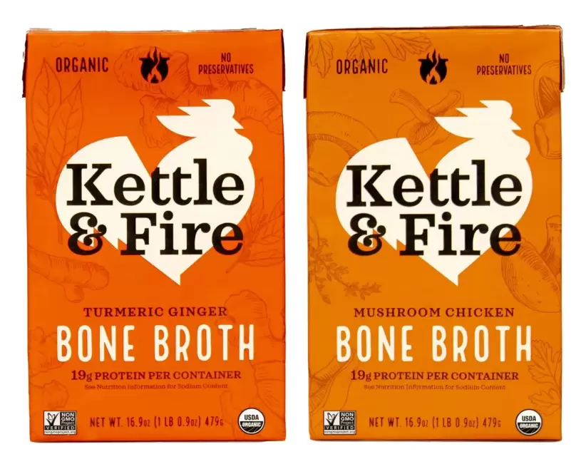 Los envases de kettle & fire ahora se venden en 22.000 tiendas en todo Estados Unidos, además de su propio sitio web, Amazon, Walmart y Thrive Market