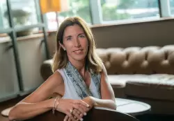 Natalia Labat, gerenta general de Summum: "La asistencia virtual es una oportunidad y también un arma de doble filo"