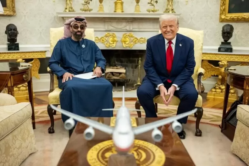 Trump y Sheikh Tahnoon bin Zayed Al Nahyan, Emiratos Árabes