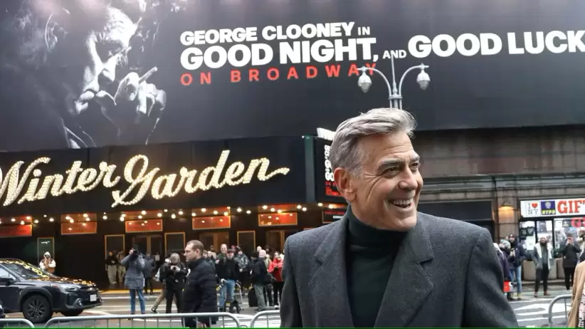 George Clooney frente a la prensa y antes del estreno en Broadway, volvió al teatro 40 años después.