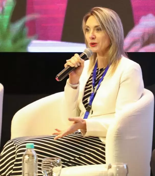 Tatiana Mursa, Presidente Fujikura Automotive Paraguay