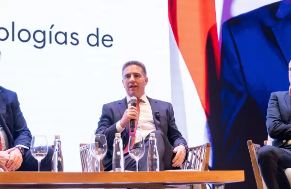 La IA puede ser una oportunidad perfecta para el posicionamiento de Paraguay en BPO, destacó Ministro