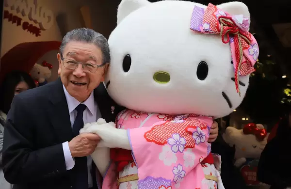 Con 97 años, el fundador de Hello Kitty recupera su lugar entre los más ricos de Japón