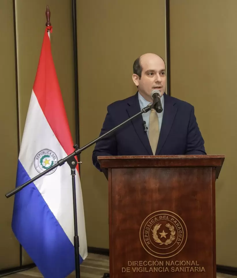 MSc. Q.F. Jorge Iliou Silvero, Director de Dinavisa