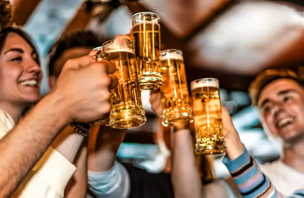 ¿Fin del happy hour?: por qué el wellness pone en jaque a la industria del alcohol