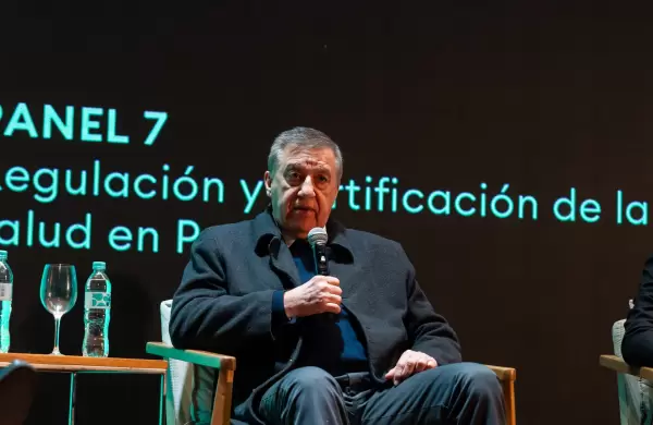 Industria farmacéutica nacional busca agilizar procesos regulatorios y avanzar hacia la producción de biológicos