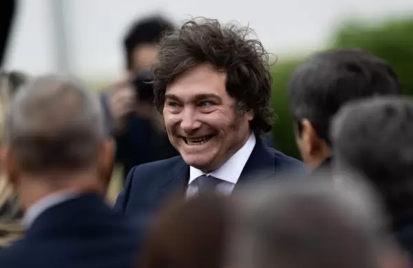 Ganó Milei: en todo el país con el 40,84% y por escaso margen en la provincia de Buenos Aires y avanza hacia un Congreso más reformista