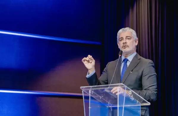 Marcos Prado Troyjo: "Estamos viendo en Paraguay una revolución de inteligencia artificial y criptomonedas"