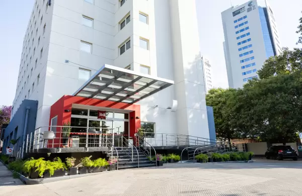 Ibis Asunción celebra su aniversario con expansiones estratégicas: más habitaciones, amenities y mayor ocupación