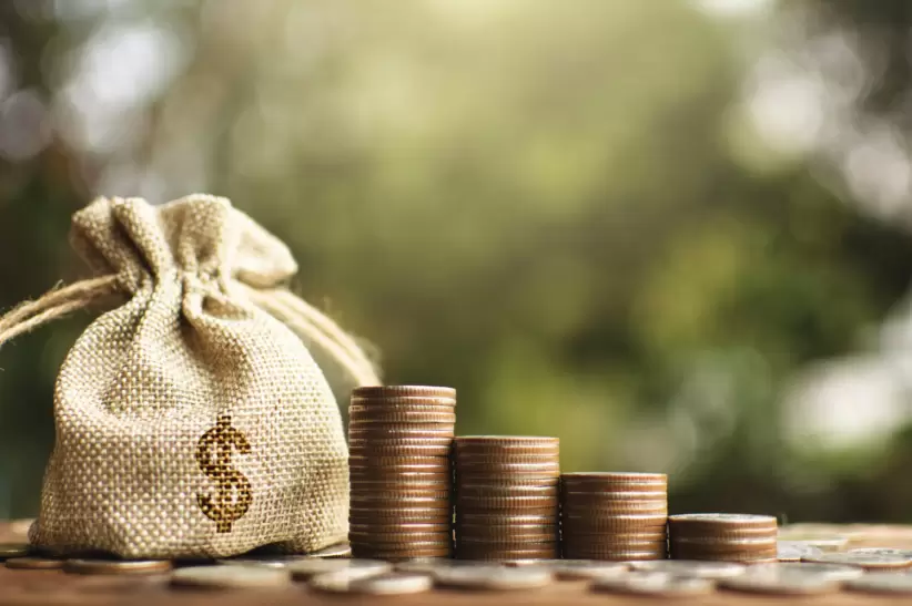 Créditos, activos, dinero, ahorro, bancos, financieras, cambio
