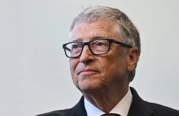 ¿Por qué Bill Gates ya no figura entre las 10 personas más ricas de Estados Unidos?