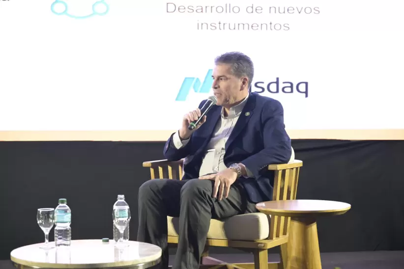 César Paredes