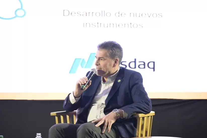 César Paredes
