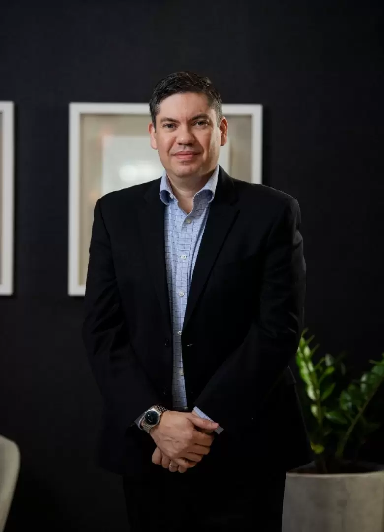 Enrique Arrúa, Directivo de la Cámara Paraguaya de la Primera Vivienda (Caprivi)