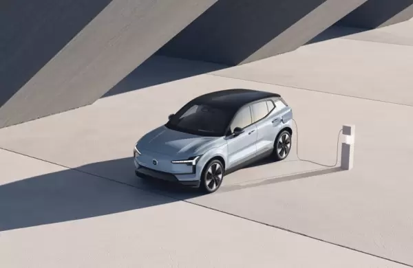 Volvo consolida su liderazgo en la electromovilidad premium en Paraguay