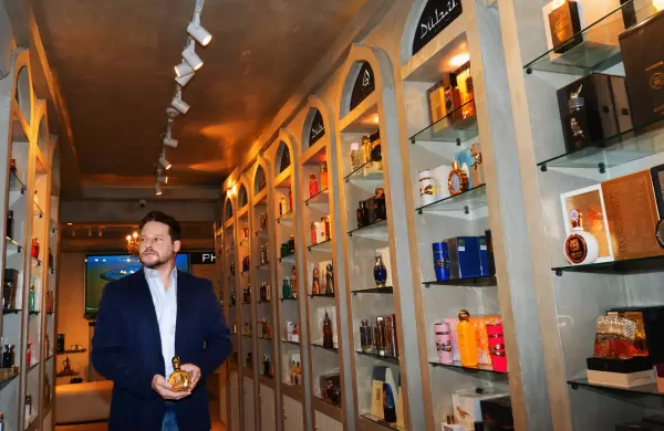 Más allá del aroma: cómo los perfumes árabes se convierten en un símbolo de lujo