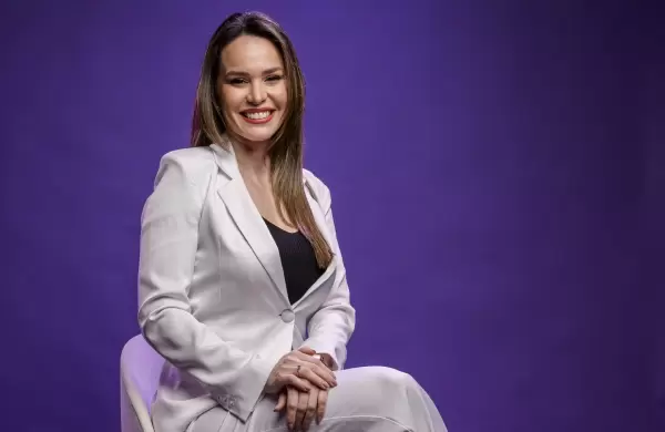La comunicación es un eje corporativo central y las empresas deben aprender a aprovecharla, afirmó Paula Carro