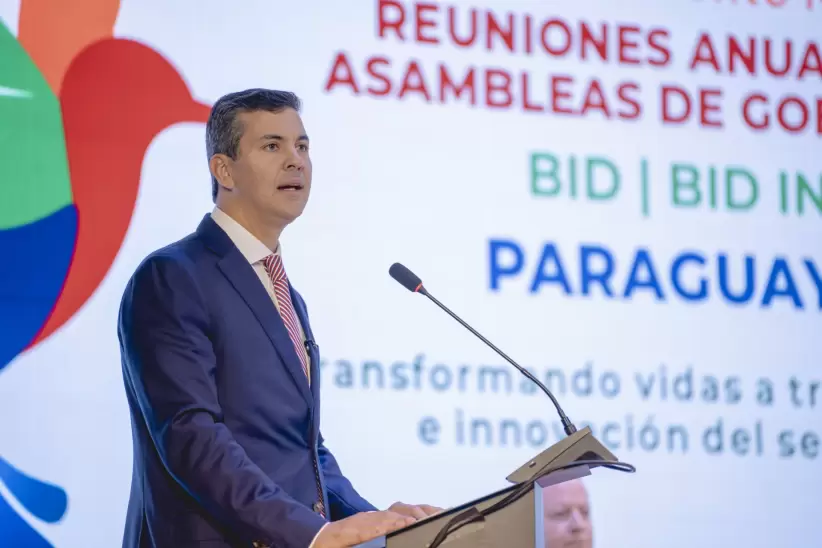santiago pena, presidente de la republica, durante la apertura.