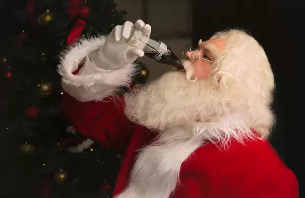 Coca-Cola lanzó anuncios con IA para Navidad y generó más ruido que aplausos: qué salió mal en la apuesta por la tecnología