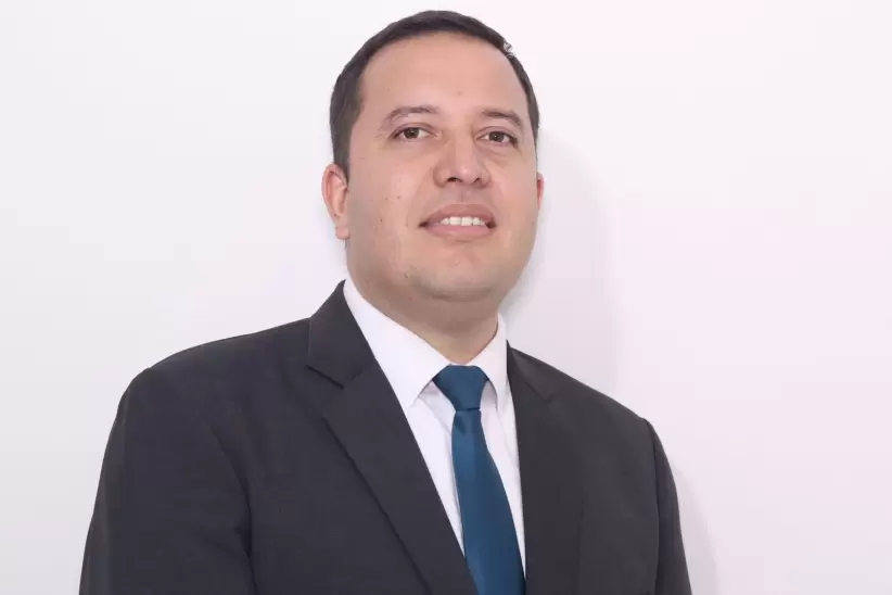 javier senatur