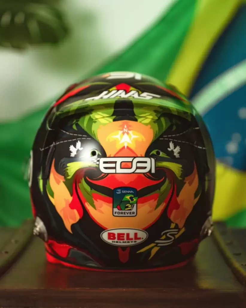 Fer Lezcano Casco de Esteban Ocon