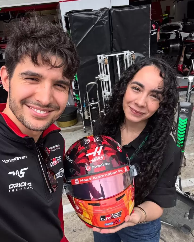 Fer Lezcano Casco de Esteban Ocon