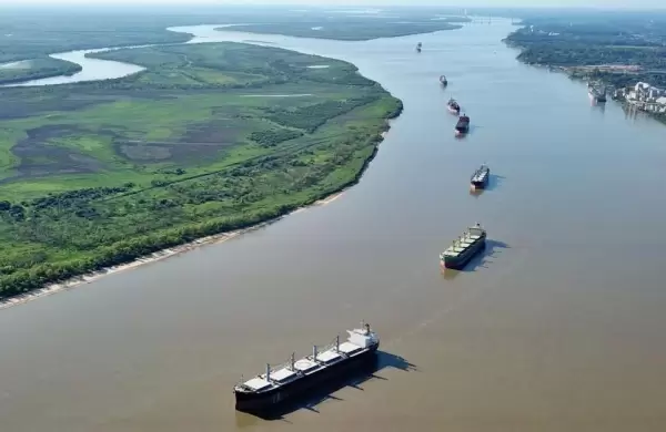 Hidrovía Paraná-Paraguay: el corredor que mueve el 80% del comercio exterior paraguayo
