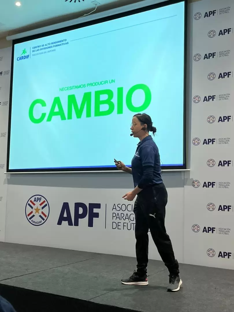 Natalia Dancuart, Psicóloga de la actividad física y el deporte