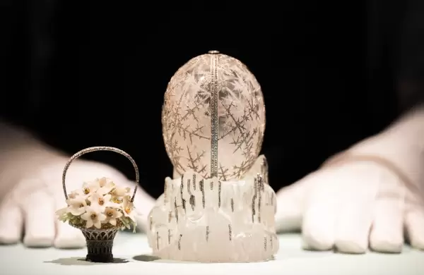 Por qué este huevo de Fabergé alcanzó un récord de US$ 30,2 millones