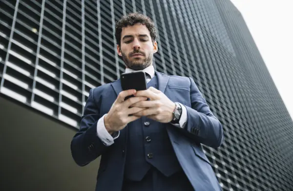 Cómo las redes sociales están redefiniendo el poder en los puestos directivos