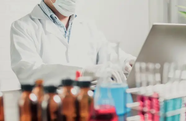 La industria farmacéutica proyecta otro año de expansión y apuesta a biológicos y estándares internacionales