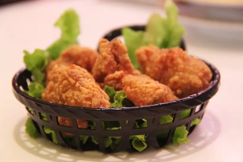 En segundo lugar, aparece el pollo en todas sus formas.