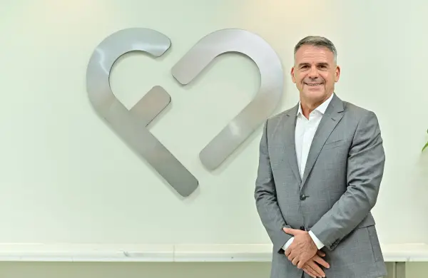 Luciano Mauroni, CEO de Farmacenter: Construyendo una marca con identidad