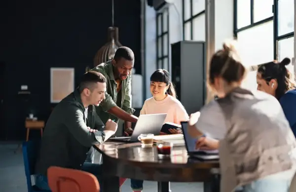 Lo que nadie te explica antes de independizarte: 5 aprendizajes concretos de quienes ya emprendieron