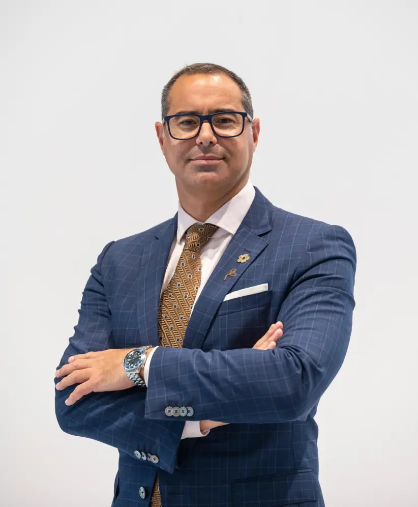 Dr. Flavio Alzueta Bosarich