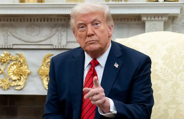 Trump endurece la guerra energética: ultimátum a Irán y un Estrecho de Ormuz convertido en arma financiera