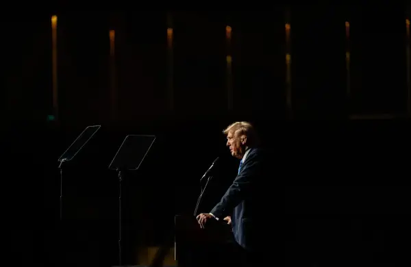 Cómo los Trump derrocharon mil millones de dólares en Bitcoin