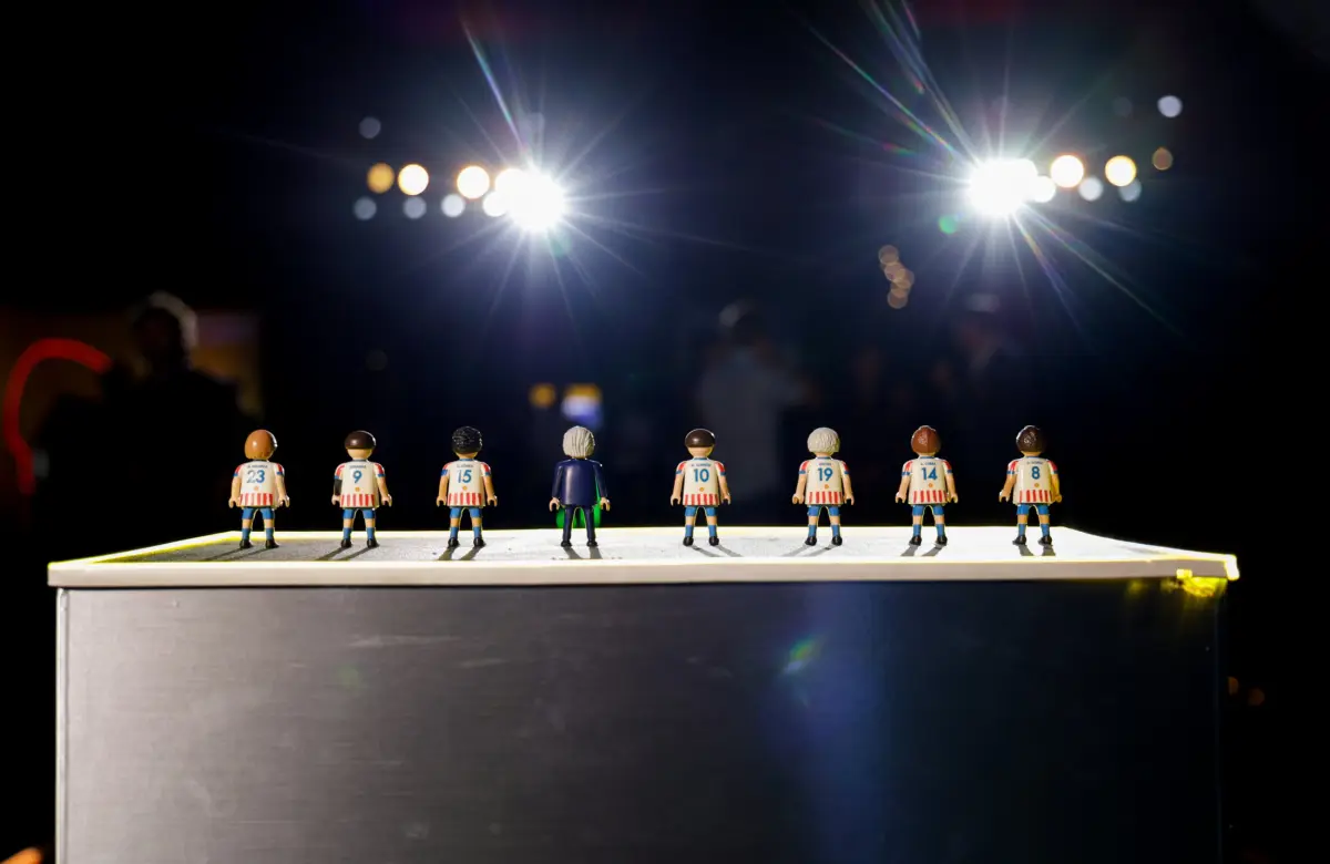 Shell apuesta al fanatismo y los héroes del Mundial llegan en versión Playmobil