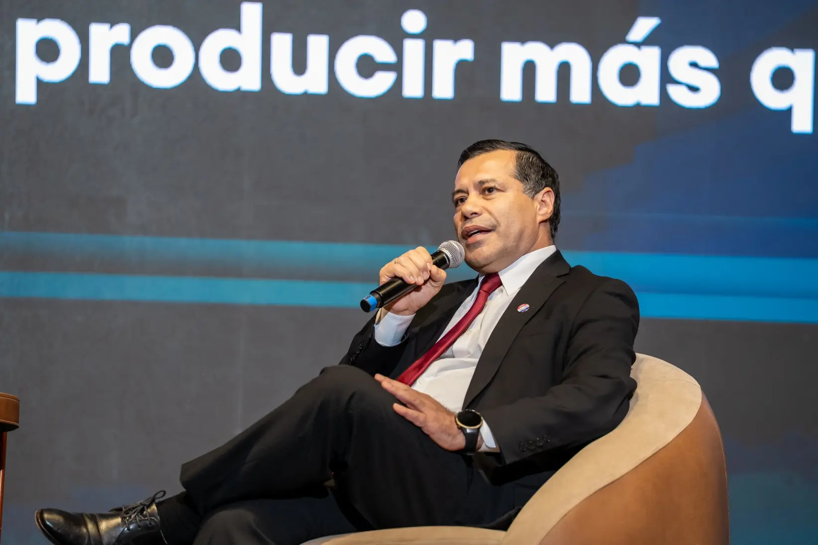Félix Sosa, Presidente de la Administración Nacional de Electricidad (ANDE). Fuente: Forbes.