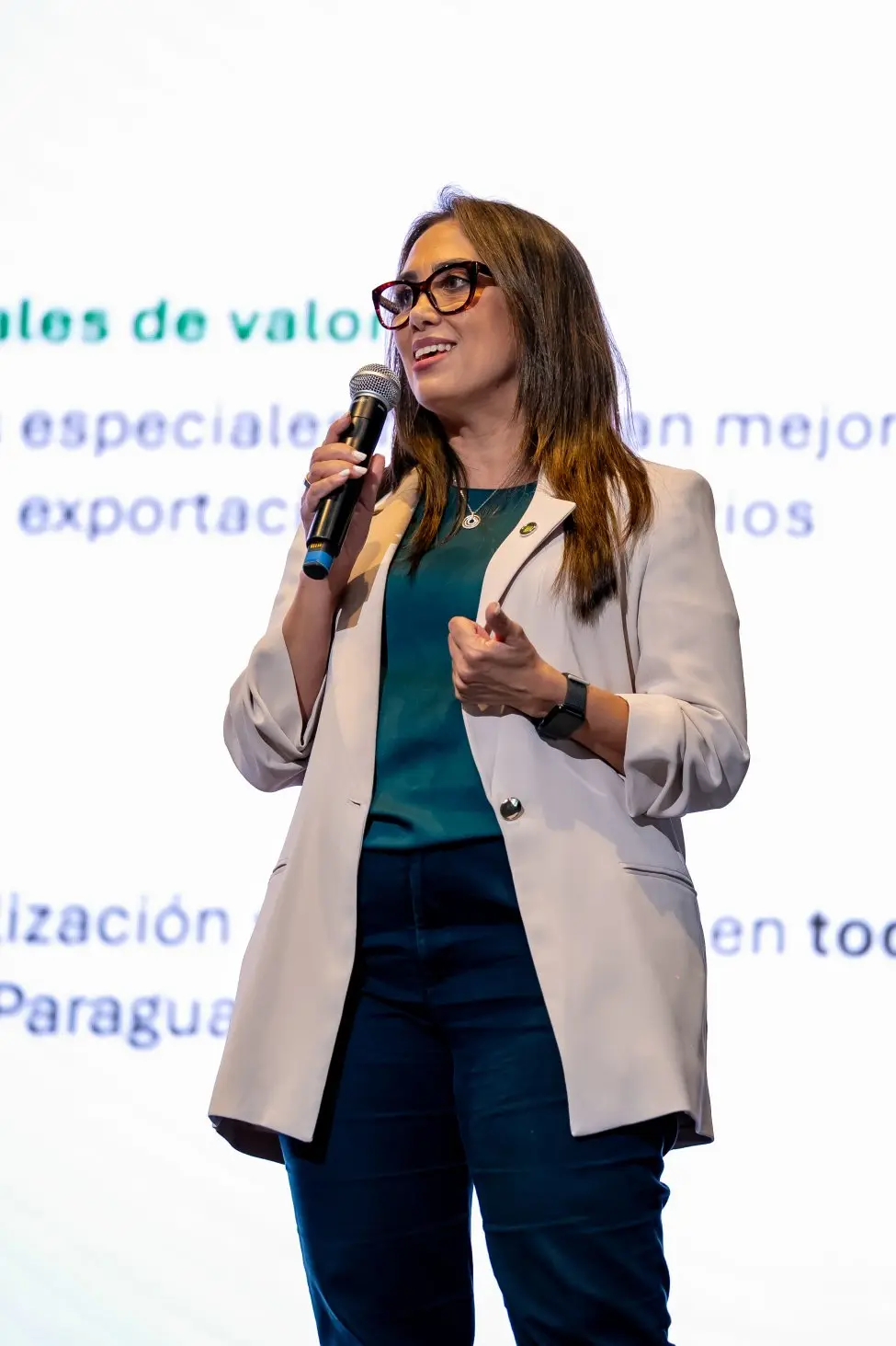 Ana Lía Simancas, Socia líder de Auditoría y Assurance de Deloitte Paraguay. Fuente: Forbes.