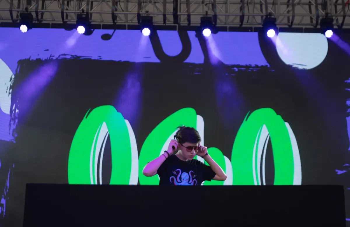 Joven paraguayo ingresa a Tomorrowland Academy por primera vez en la historia