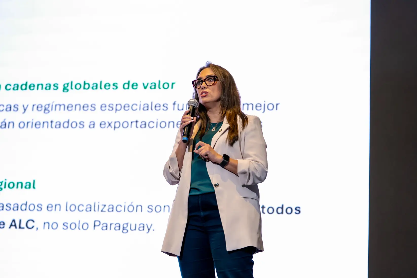 Connect CDE Summit, presentación de Deloitte