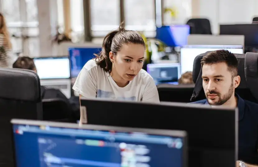 ¿La programación está en riesgo? El impacto real de la IA en el desarrollo de software