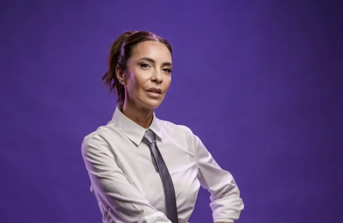 De los bancos a la asesoría de imagen: Vero Vega une moda, empatía y cultura con 15 años de trayectoria 