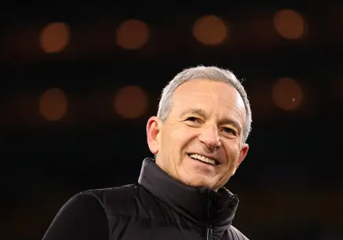 El exCEO de Disney, Bob Iger, va por la nueva joya de la NBA: una franquicia en Las Vegas