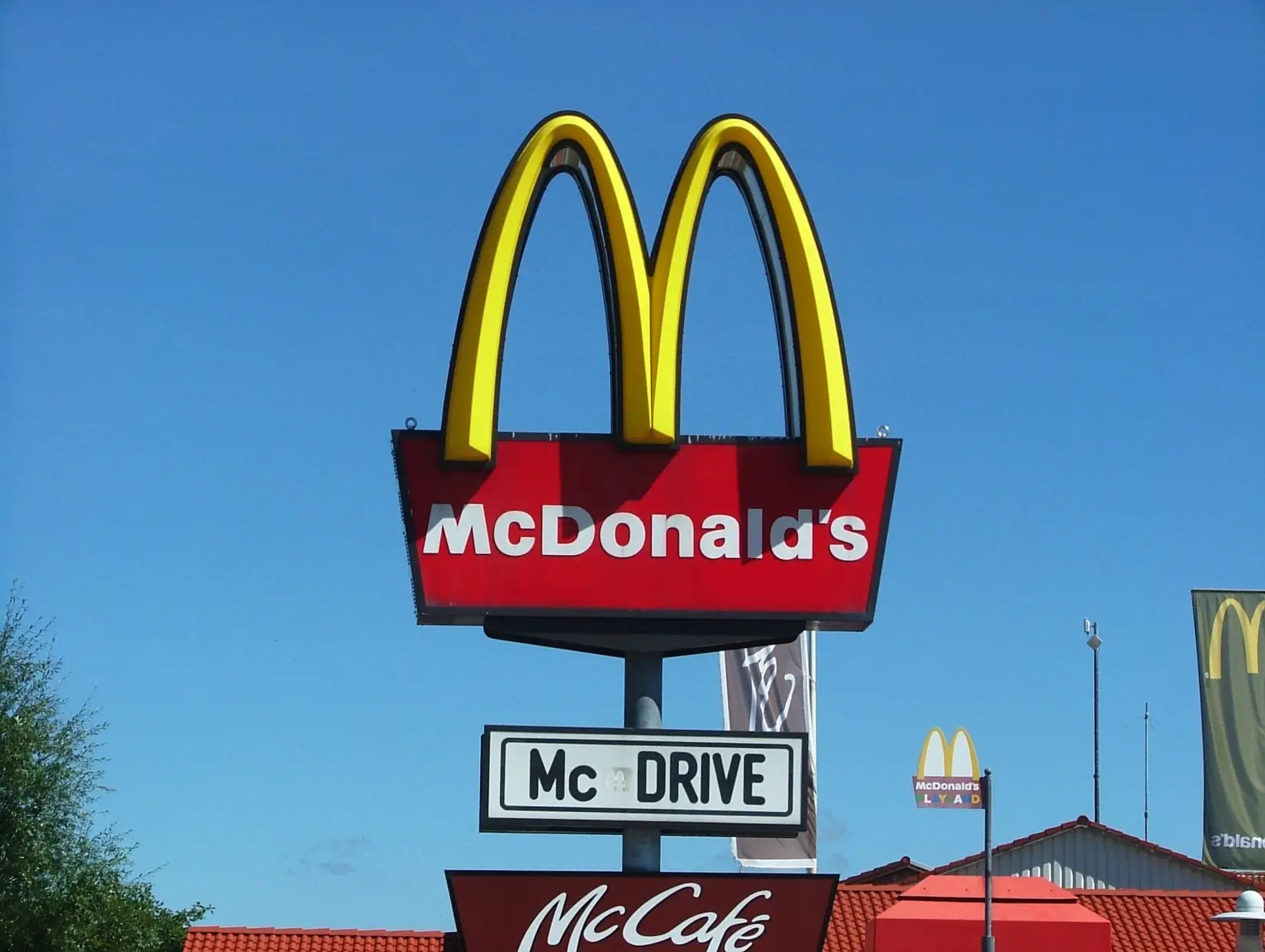 SE PUEDE USAR/Mc Donald (Foto: Richard Mayer, CC BY 3.0 <https://creativecommons.org/licenses/by/3.0>, via Wikimedia Commons).