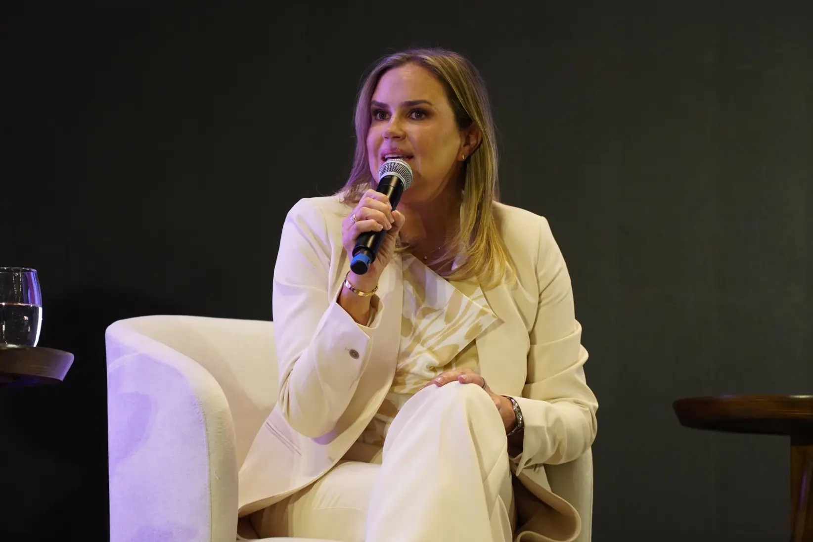 Eleonora Scavone, Directora de ESCORP.