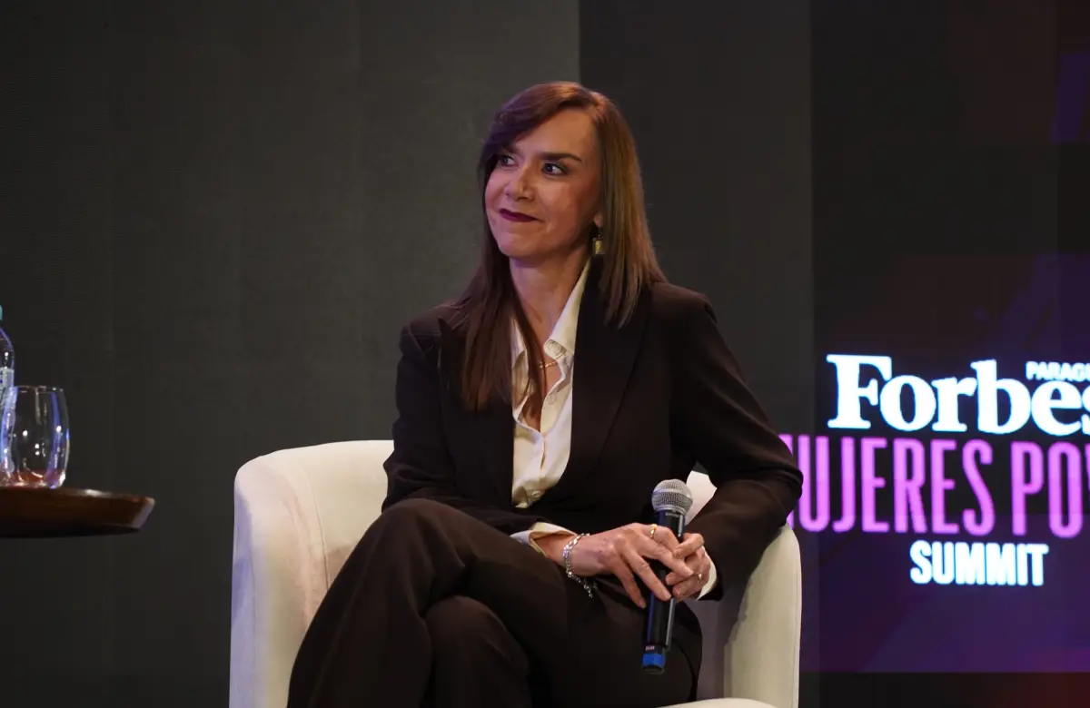 Gloria Ayala Person: la mujer que desafió las reglas y abrió camino en las finanzas paraguayas