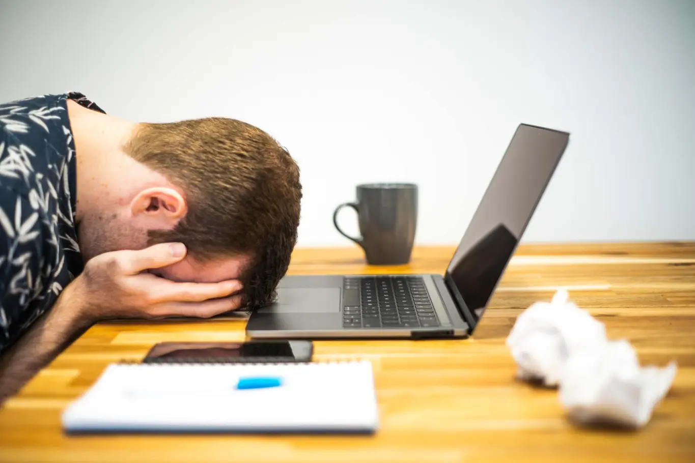SE PUEDE USAR/Burnout  (Foto: Microbiz Mag, CC BY 2.0 <https://creativecommons.org/licenses/by/2.0>, via Wikimedia Commons)